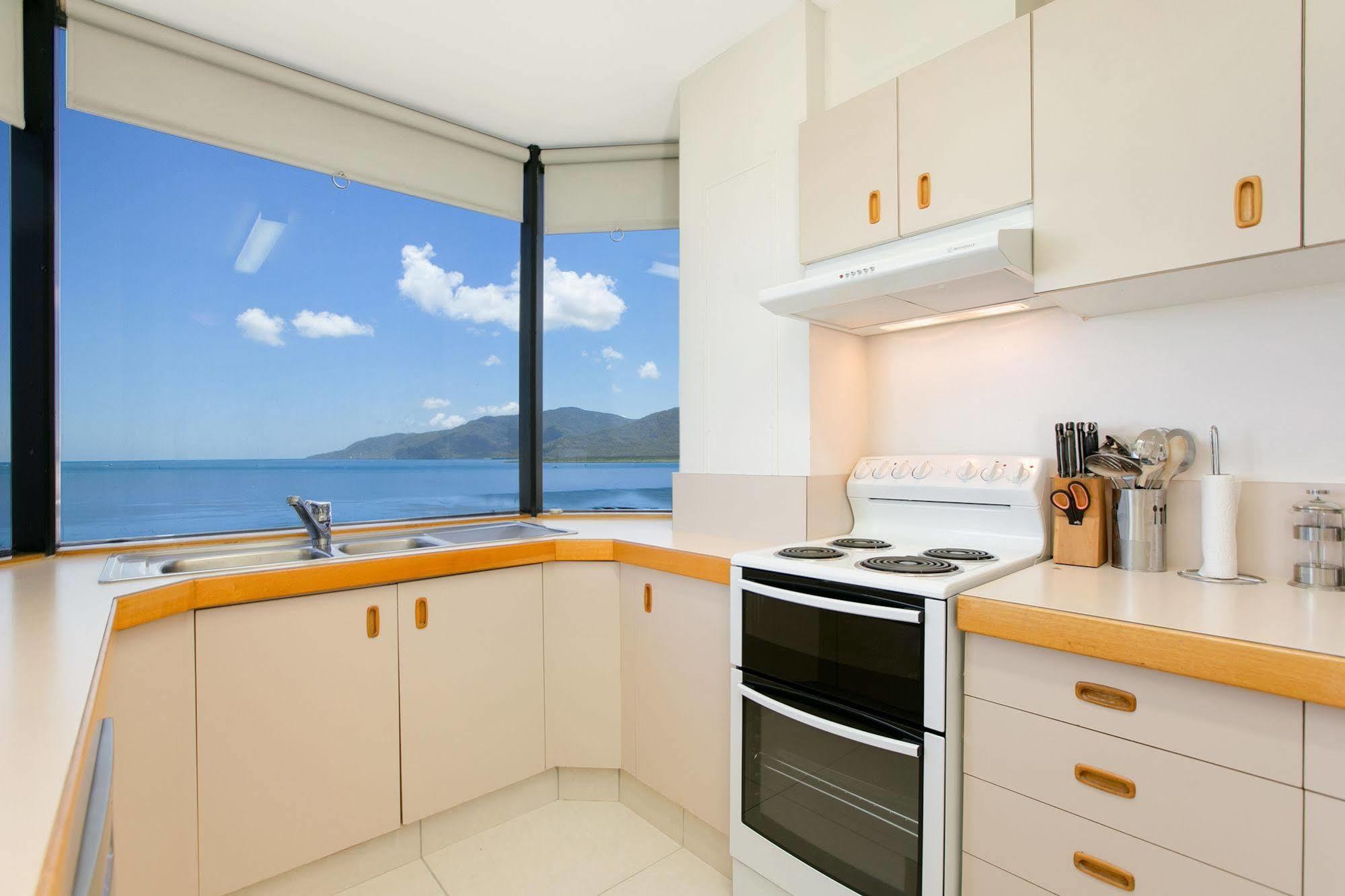 Hotel Tropiq Cairns Eksteriør billede